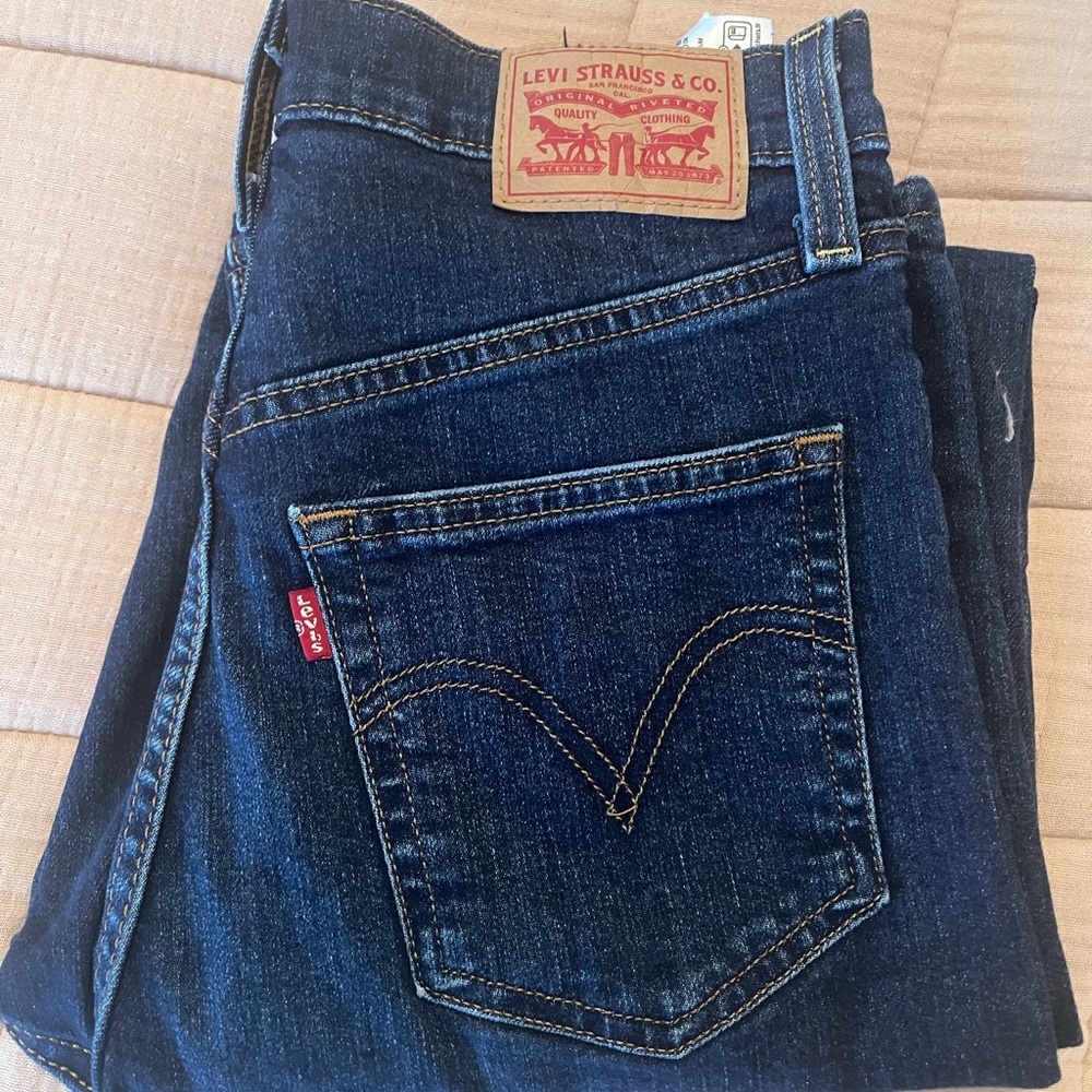 Levi’s ribcage straight ankle jeans